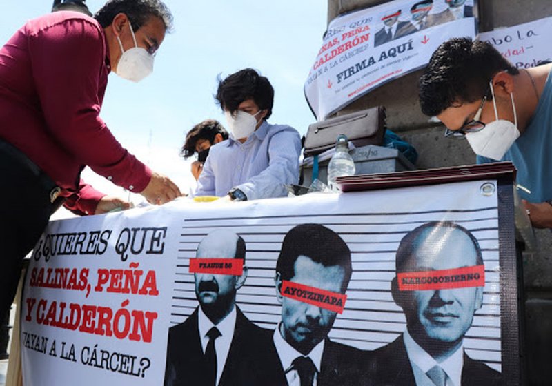 Activistas SUMAN FIRMAS para enjuiciar a ex presidentes en TIEMPO récord