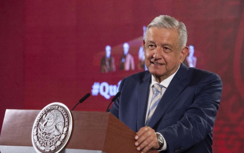AMLO quiere que FRENAAA continúe en el plantón hasta 2024