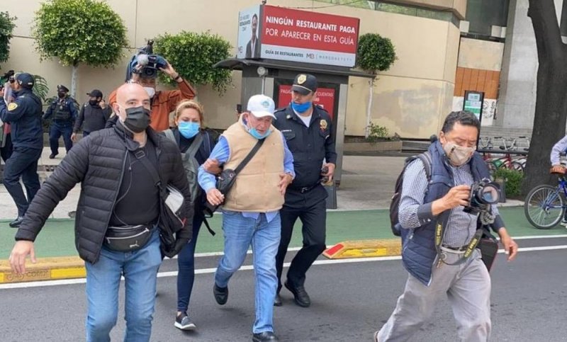 Acusan a Lozano de dejar ´morir de hambre y calor´ a integrantes de FRENAAA