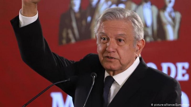 “El Reforma es hasta mejor que el Financial Times”, AMLO revira y exige una disculpa