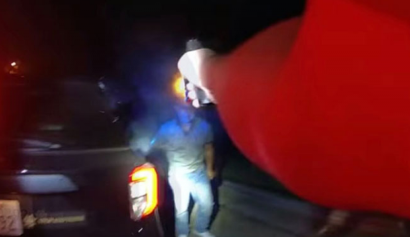 Circula video del momento exacto en el que un policía mata a un mexicano en Estados Unidos