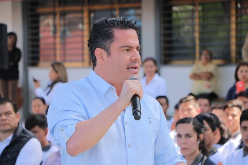 Aristóteles Sandoval, exgobernador de Jalisco, fue asesinado en un ataque directo en Puerto Vallarta