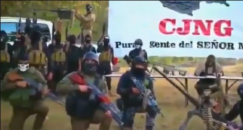 CJNG reaparece en Twitter con escalofriante VIDEO: “Así empezamos el 2021”