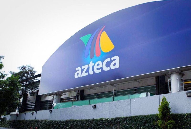 Calificadora Fith castiga a TV Azteca por adeudos en dólares, pagarés vencidos y caja en pesos