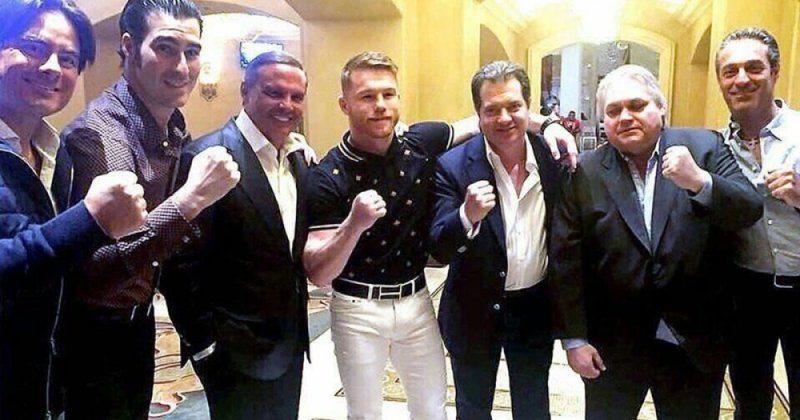 “Canelo” se fue a festejar su triunfo a Miami con Luis Miguel, el mar y champagne