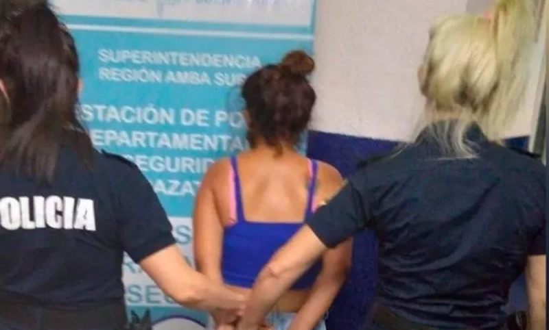 Detienen a mujer acusada de prostituir a sus CUATRO hijas menores de edad