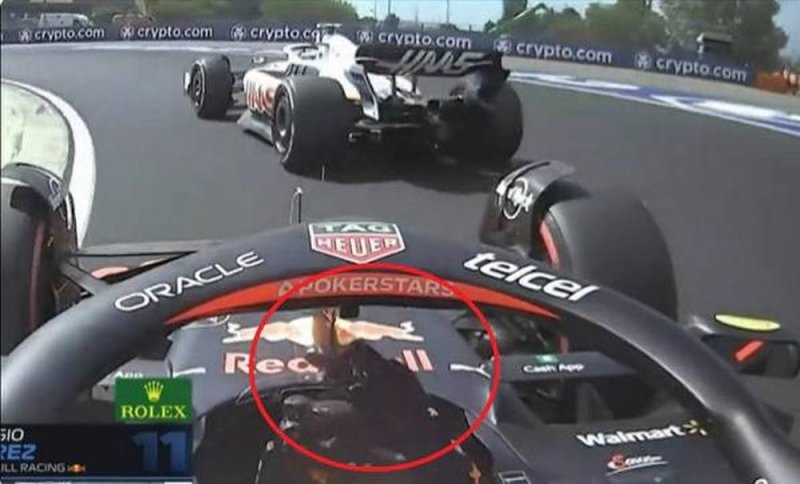 Checo Pérez enfurece y le pinta el dedo a Shumacher en el GP de Hungría