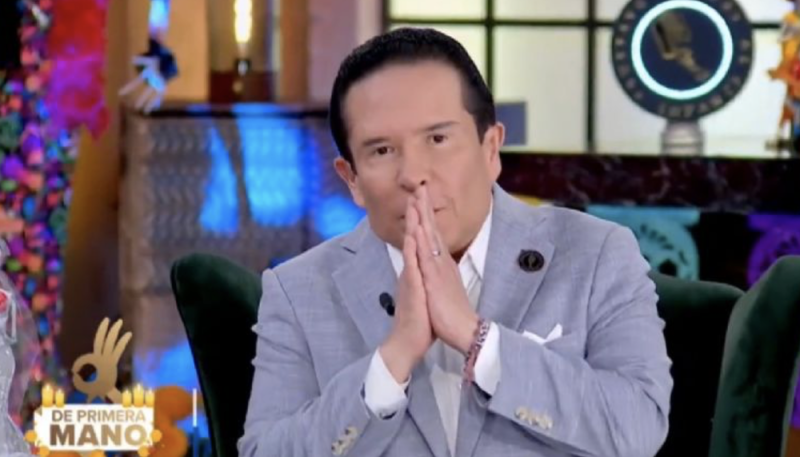 “Le daban infartos a cada rato”: Gustavo Adolfo Infante interrumpe programa para informar muertey