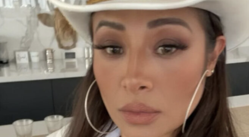 Dejan plantada a Toñita casi en el altar; su prometido la bloquea y desaparece