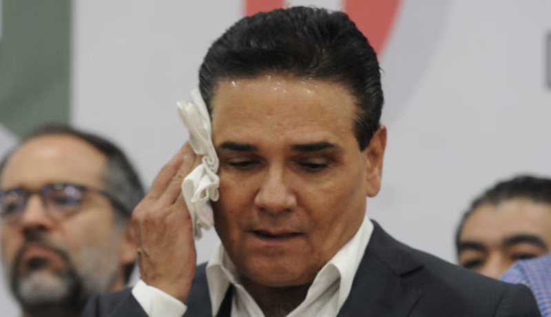 Giran orden de aprehensión contra Silvano Aureoles por masacre de Arantepacua