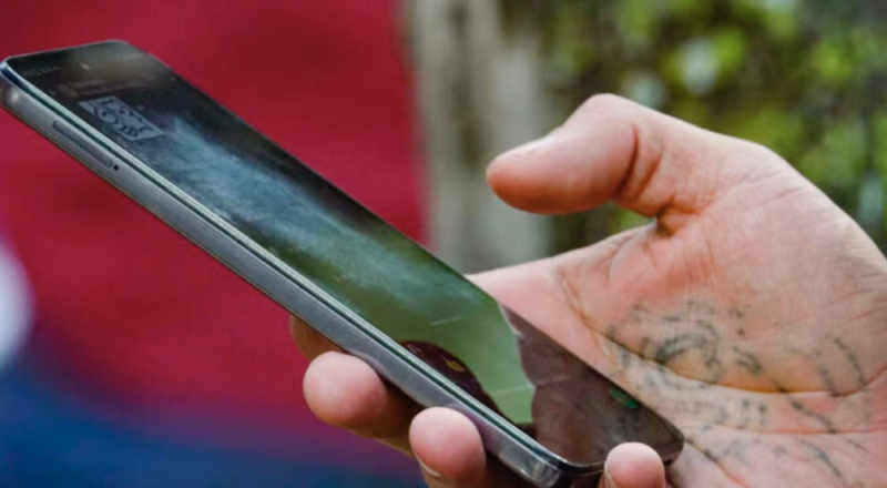 Registro celular provoca caída de 4.9 millones de líneas de prepago previo a la desconexión