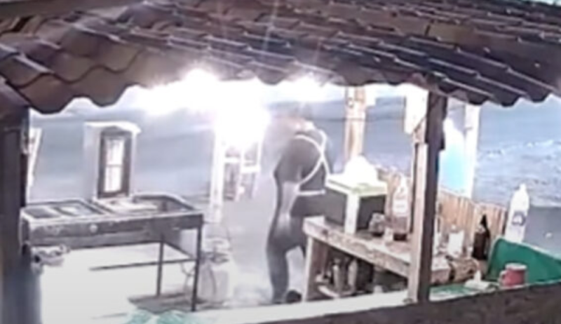 ¡Hasta los taqueros salieron corriendo! Captan supuestos fenómenos paranormales en una taquería