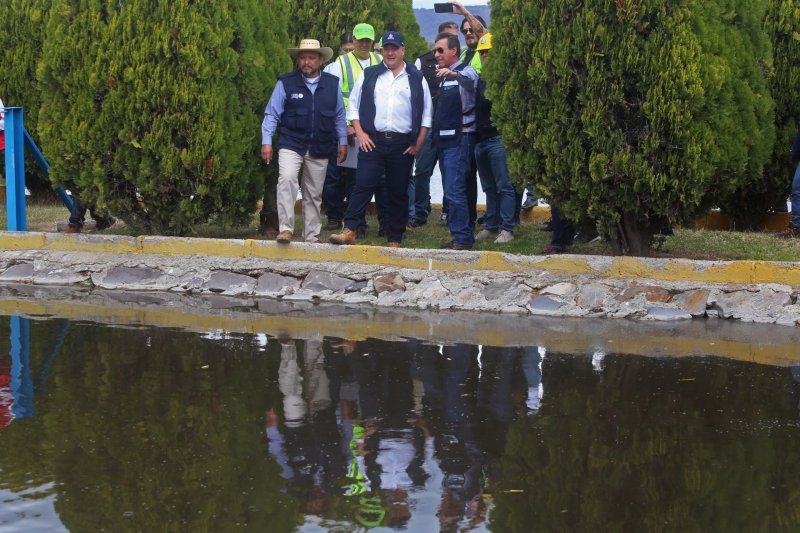 Exigen a ENRIQUE ALFARO que NO olvide de contaminación del RÍO SANTIAGO y feminicidios