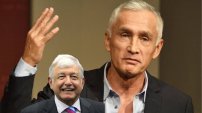 Jorge Ramos vuelve a tundirle a AMLO, lo acusa de irresponsable.