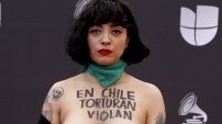 Policía chilena solicita efectuar acciones legales y penales en contra de Mon Laferte