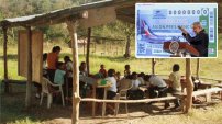Estas son las 8 escuelas de zonas marginadas que ganaron con un “cachito” de la rifa del avión