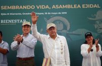 AMLO exhibirá a los corruptos poniendo placas con su nombre en lugares públicos. 