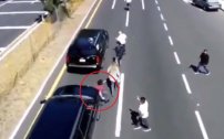 Camioneta de convoy de AMLO ATROPELLA a JOVEN y no se DETIENE (VIDEO)