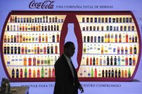 Se desploman ventas de Coca Cola en la pandemia; la gente tiene miedo a seguirse envenenando