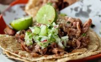 Los tacos de tripa doradita sí son saludables, revela estudio. 