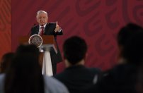 Detrás de ataques a medios de comunicación están bots de adversarios: AMLO