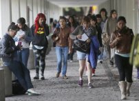 ¿Eres universitario? Santander tiene becas por 1 millón de pesos para ti