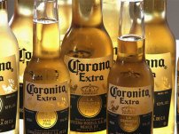 Corona dará cervezas a cambio de botellas de plástico para promover reciclaje
