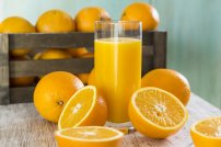 Estudio revela que el jugo de naranja es más dañino que el refresco