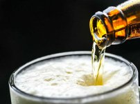Estudio asegura que tomar cerveza después del trabajo reduce el estrés