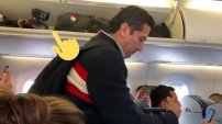 Escena de padre que abondó avión con AMLO, denuncia que fue actuado y apodan #lordmontajes