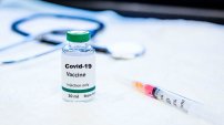 Estos son los POSIBLES efectos secundarios que tendría la VACUNA contra el Coronavirus