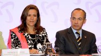 ¿Por qué Felipe Calderón casi se TIRA de un puente  por Margarita Zavala?