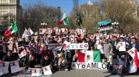 “AMLO no estás solo”, ciudadanos apoyan al presidente en el Zócalo y opacan a los de FRENAAA