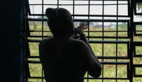 Mexicana DENUNCIA extirpación de ovarios en centro de detención en Goergia