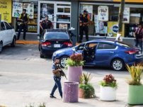 #ÚltimaHora Reportan al 911 varias camionetas con gente fuertemente armada en Culiacán